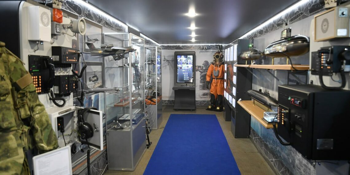 Тематический поезд Минобороны РФ «Сила в правде» отправился по городам России