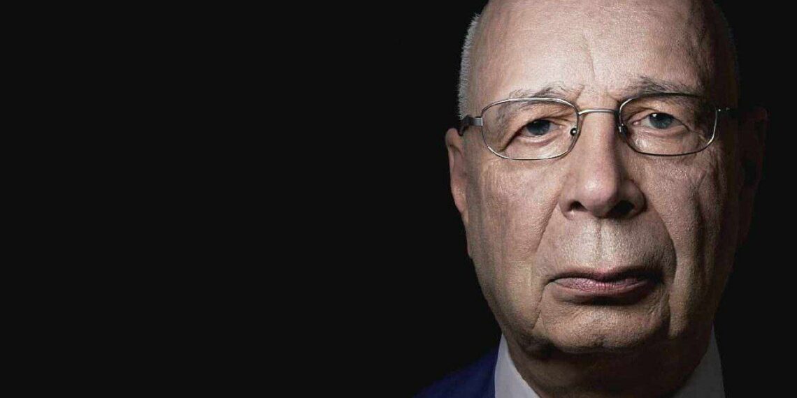 Клаус Шваб отказался от поста руководителя ВЭФ