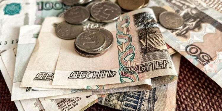 Пенсия раньше срока: медикам в ДНР упростили выход на отдых