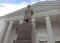 Возрождение культуры: в Мариуполе представили сказку «Аленький цветочек» на сцене драмтеатра